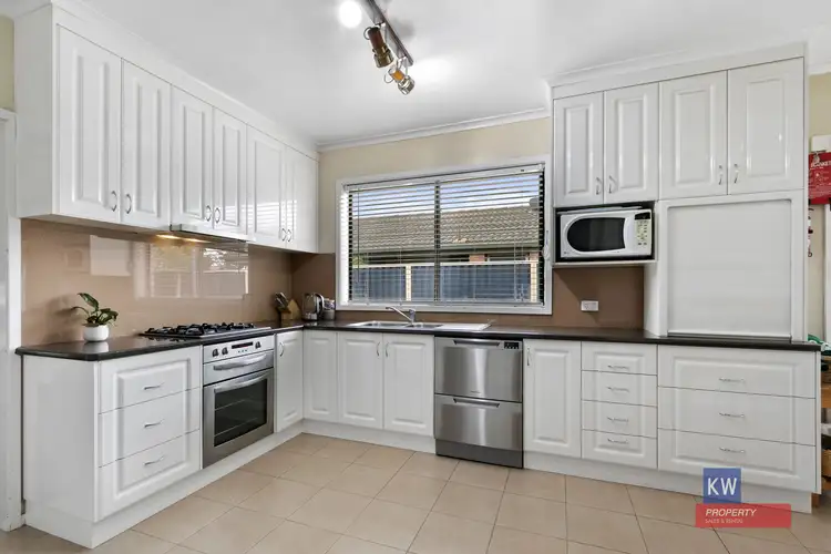 Fifth view of Homely house listing, 4 Birch Ct, Morwell VIC 3840