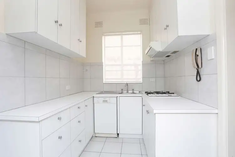 Fifth view of Homely apartment listing, 1/12 Chastleton Avenue, Toorak VIC 3142