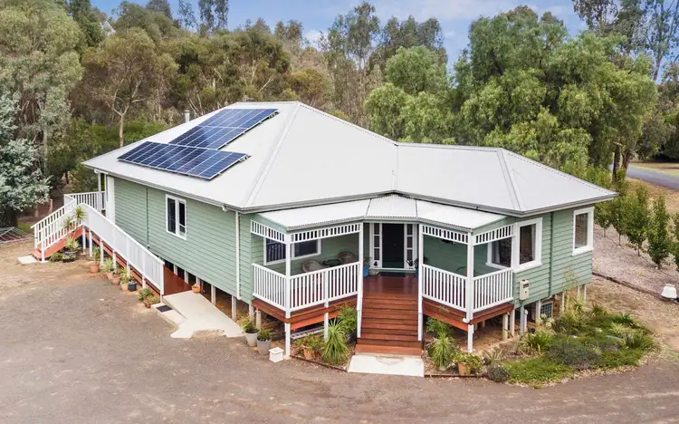 2-18 Beauchamp Street, Heathcote VIC 3523