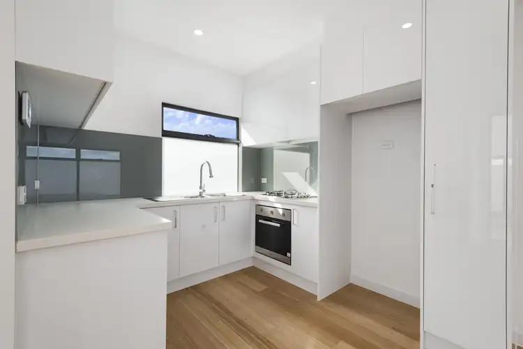 Third view of Homely townhouse listing, 2/33 Goulburn Avenue, Reservoir VIC 3073