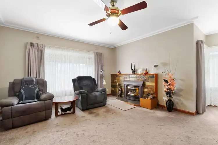 Fourth view of Homely house listing, 10 Martin Gr, Morwell VIC 3840