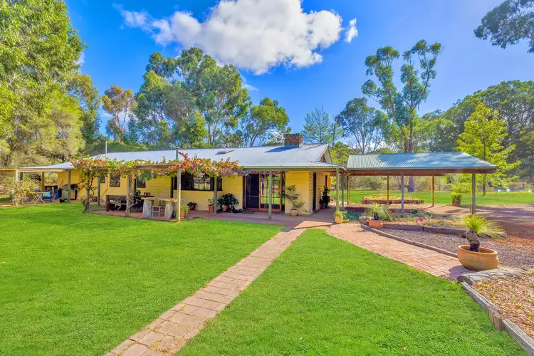 Second view of Homely house listing, 4 J Addinsalls Road, Hamilton VIC 3300