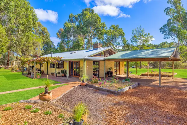 Third view of Homely house listing, 4 J Addinsalls Road, Hamilton VIC 3300