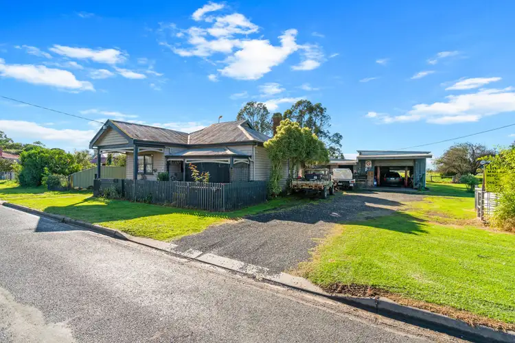24 Main Street, Boisdale VIC 3860