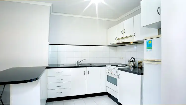 Fourth view of Homely apartment listing, 184 Barkly Street, Fitzroy North VIC 3068