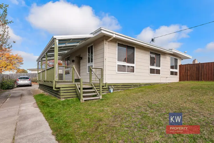 2 Churchill Rd, Morwell VIC 3840