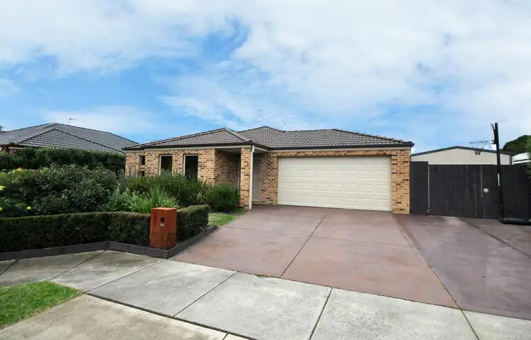 Main view of Homely house listing, 2 Jane Court, Drouin VIC 3818