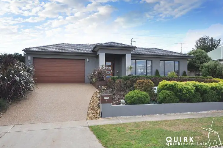 7 Valley Vista Drive, Warragul VIC 3820