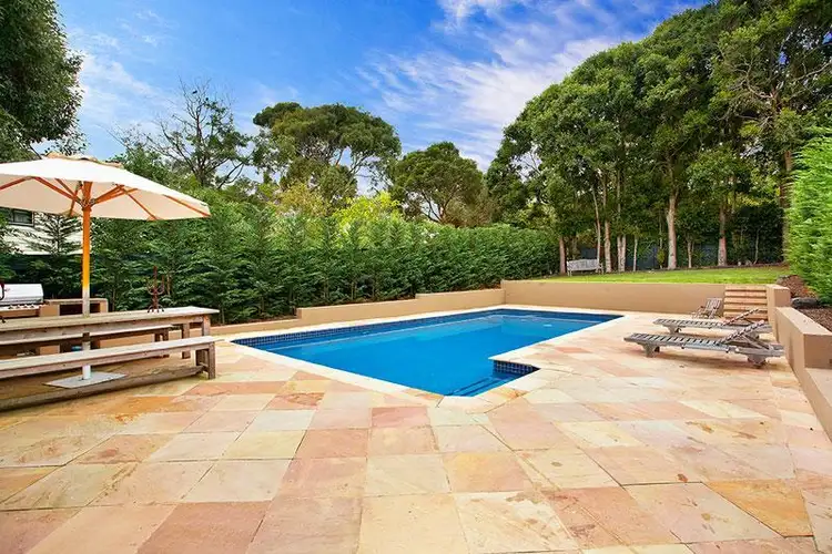 54 Watts Parade, Mount Eliza VIC 3930