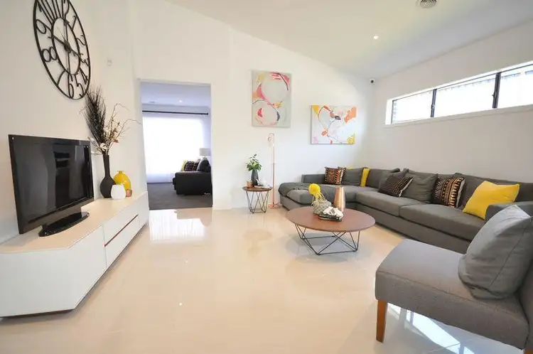 Second view of Homely house listing, 11 Hillgrove Close, Warragul VIC 3820