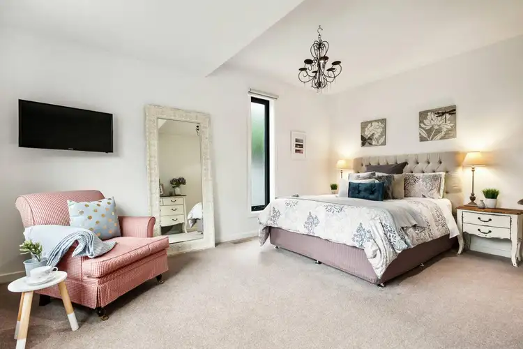Fifth view of Homely house listing, 1/13 Park Close, Vermont VIC 3133