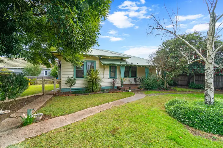 22 Laura Street, Maffra VIC 3860