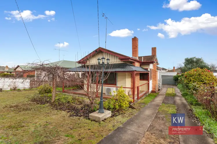 17 Fairfield St, Morwell VIC 3840