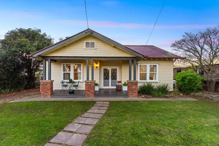 19 Edward Street, Maffra VIC 3860