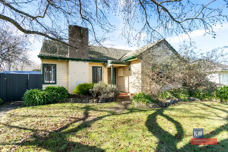 37 Hazelwood Rd, Morwell VIC 3840