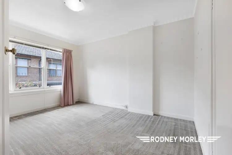 Sixth view of Homely apartment listing, 6/3 Stonehaven Court, Toorak VIC 3142