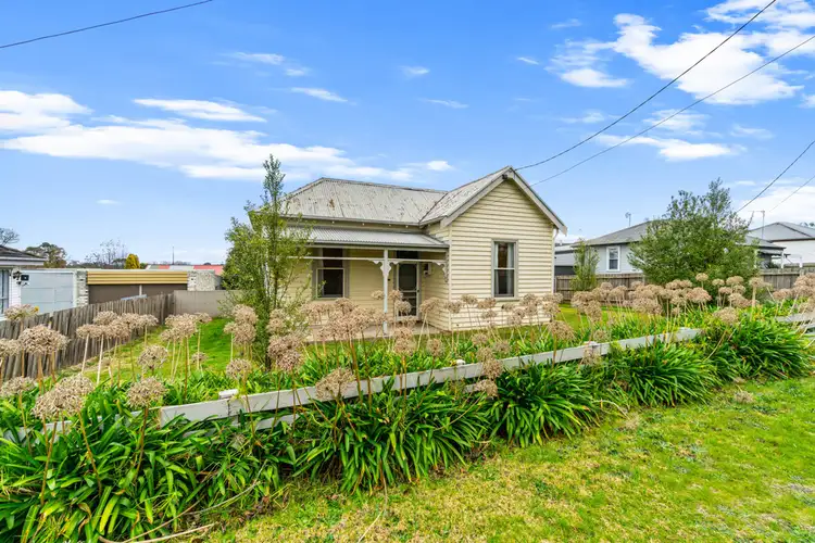 19 Carpenter Street, Maffra VIC 3860
