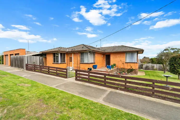 24 McAdam Street, Maffra VIC 3860