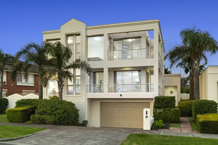 17 Crofton Drive, Williamstown VIC 3016