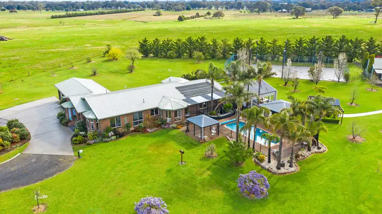147 Weir Road, Heyfield VIC 3858