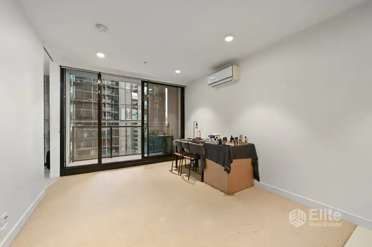 1714/33 Mackenzie Street, Melbourne VIC 3000