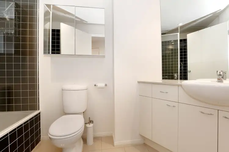 Sixth view of Homely apartment listing, 42/3 Seisman Place, Port Melbourne VIC 3207