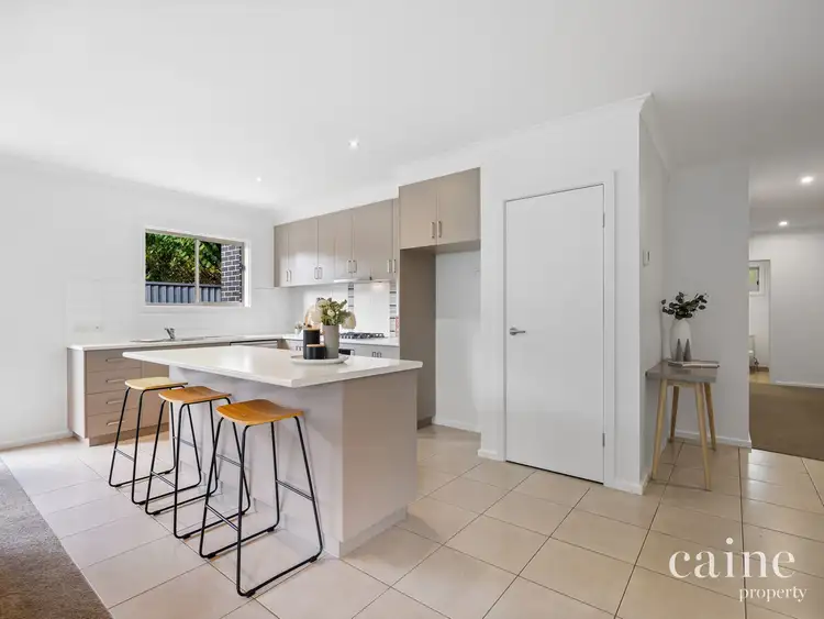 Third view of Homely townhouse listing, 2/7 Cardigan Avenue, Alfredton VIC 3350