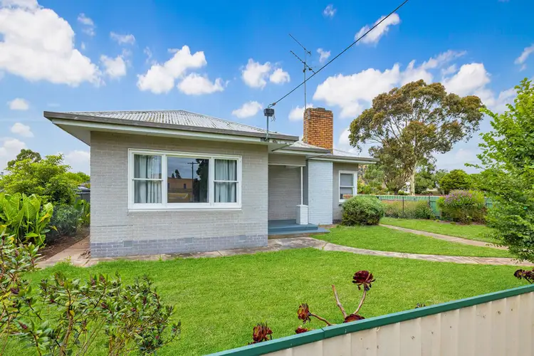 22 Martin Street, Penshurst VIC 3289
