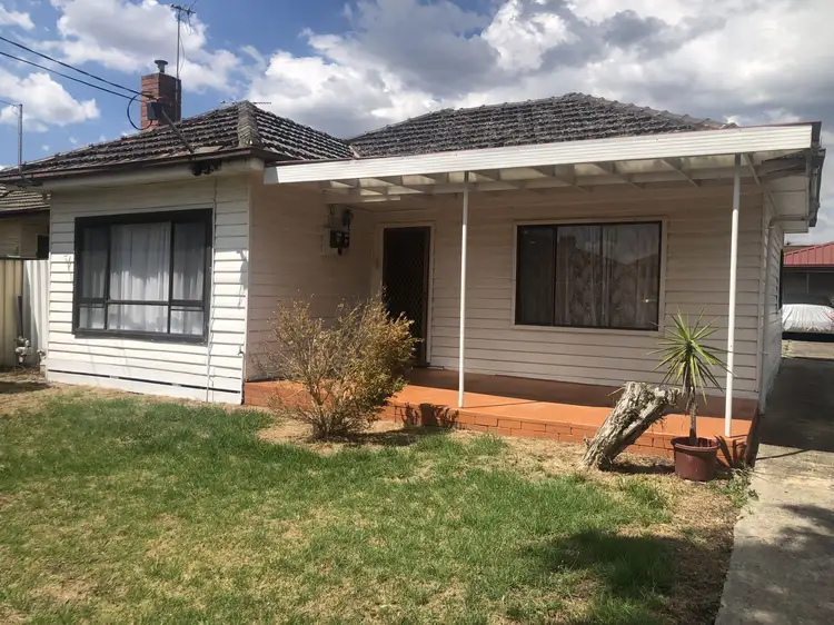 1/18 Mulga Street