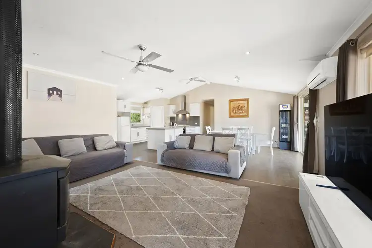 Fourth view of Homely house listing, 833 Sebastopol-Smythesdale Road, Ross Creek VIC 3351