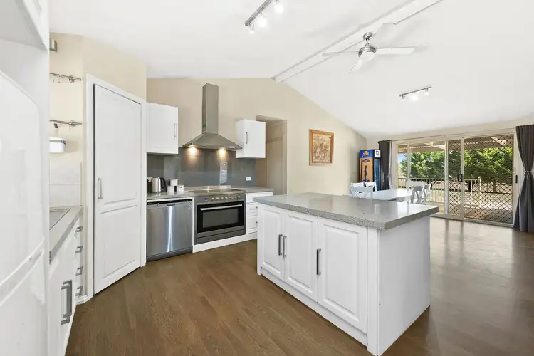 Sixth view of Homely house listing, 833 Sebastopol-Smythesdale Road, Ross Creek VIC 3351