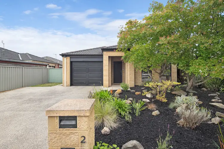 2 Sandon Place, Delacombe VIC 3356