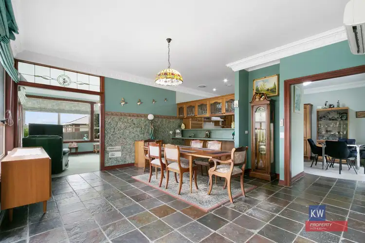 Sixth view of Homely house listing, 10 Manor Rise, Morwell VIC 3840