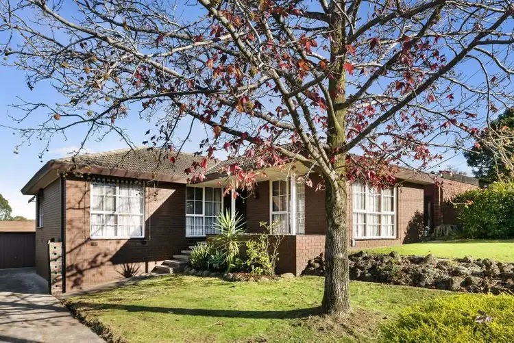 25 Silverton Drive, Ferntree Gully VIC 3156