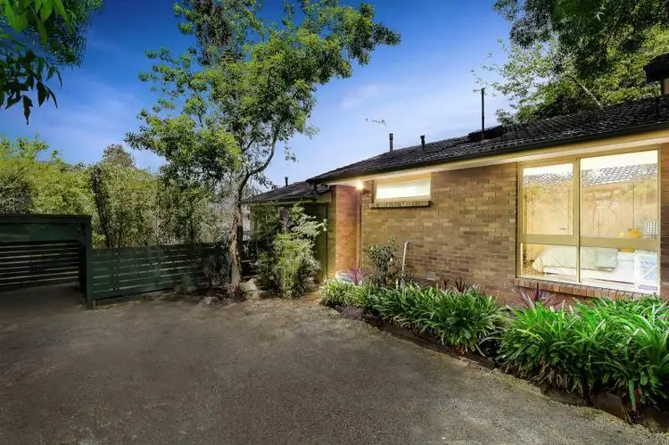 2/64 Whitehorse Road, Blackburn VIC 3130