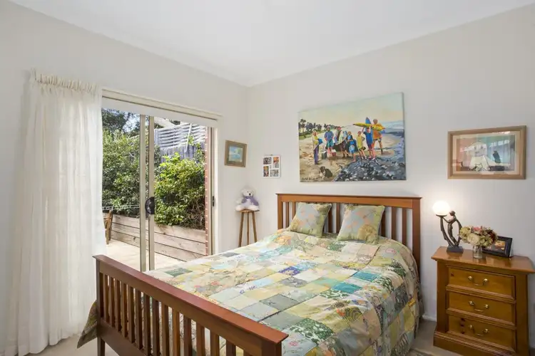 Fifth view of Homely unit listing, 2b Seymour Avenue, Mount Eliza VIC 3930