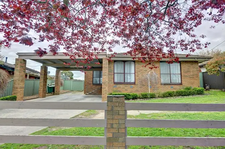 3 Rotherwood Street, Wendouree VIC 3355