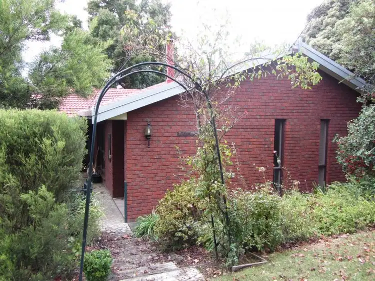 10 Gerrard Street, Drouin VIC 3818
