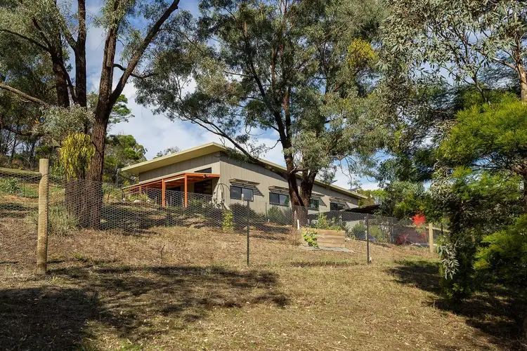 290 Golden Point Road, Chewton VIC 3451