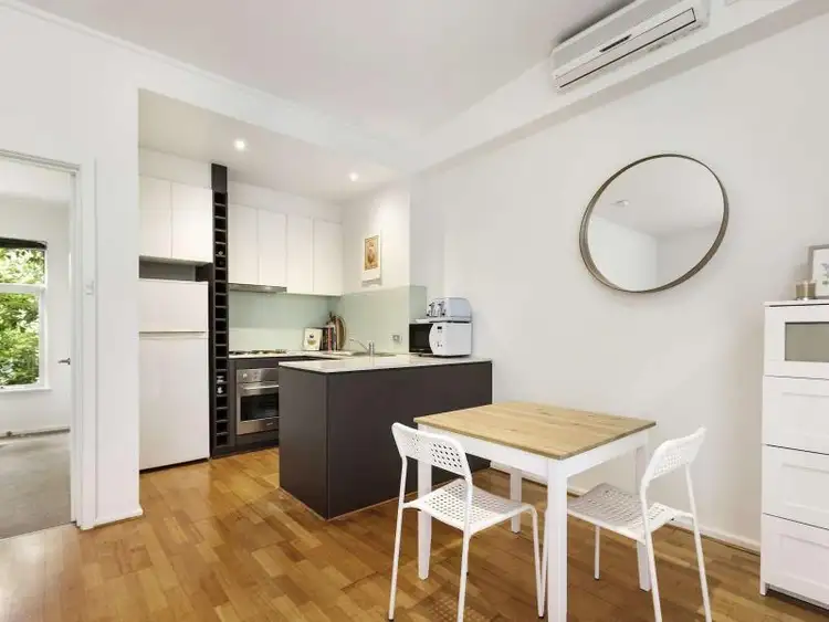 Second view of Homely apartment listing, 6/23 Hawthorn Grove, Hawthorn VIC 3122