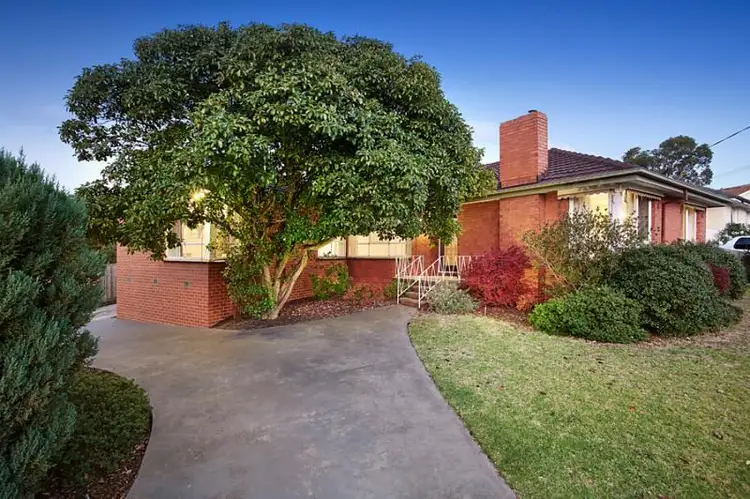 1 Rowan Street, Vermont VIC 3133