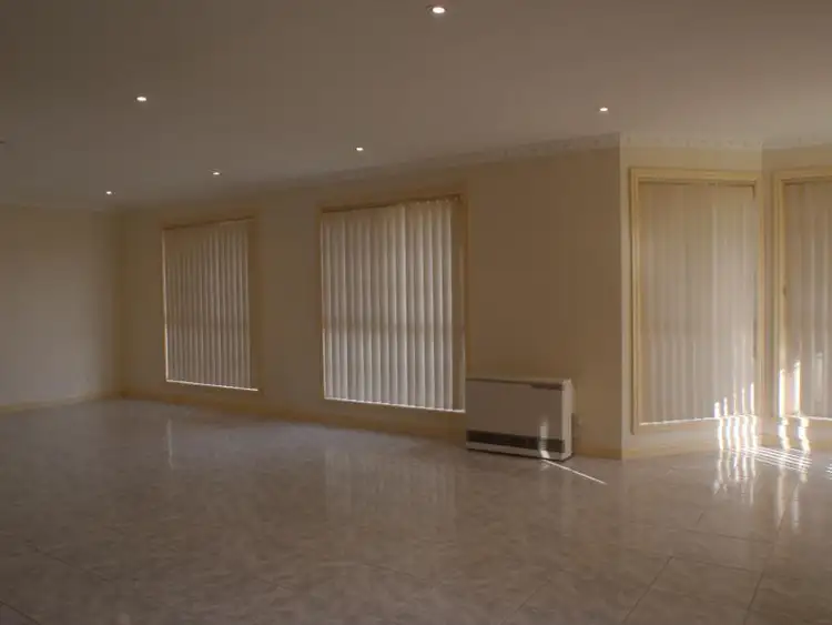 Sixth view of Homely house listing, 2 Minato Place, Taylors Lakes VIC 3038