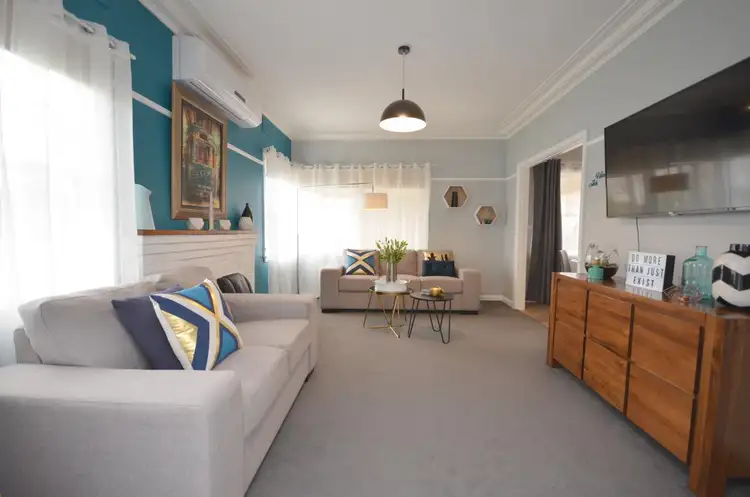 Second view of Homely house listing, 3 Hawthorn Grove, Wendouree VIC 3355