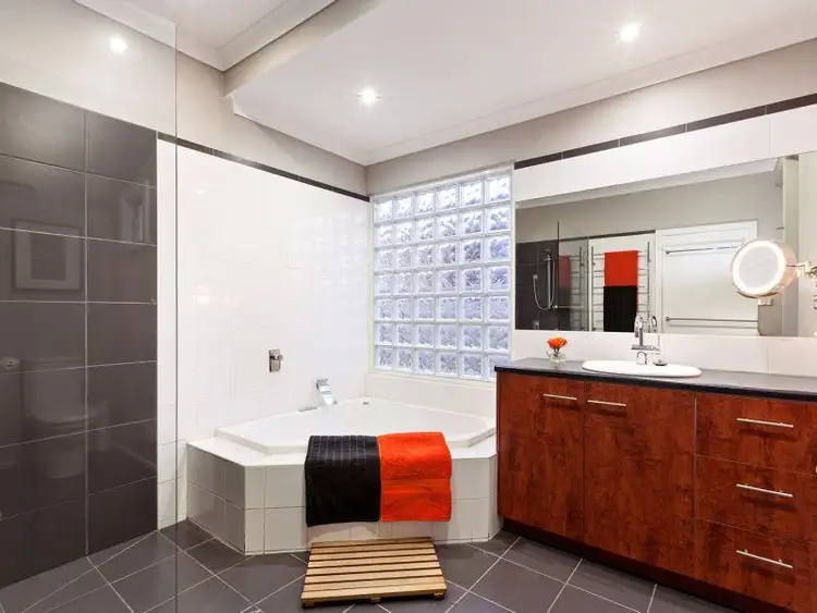 Sixth view of Homely house listing, 4 Haig Street, Box Hill South VIC 3128