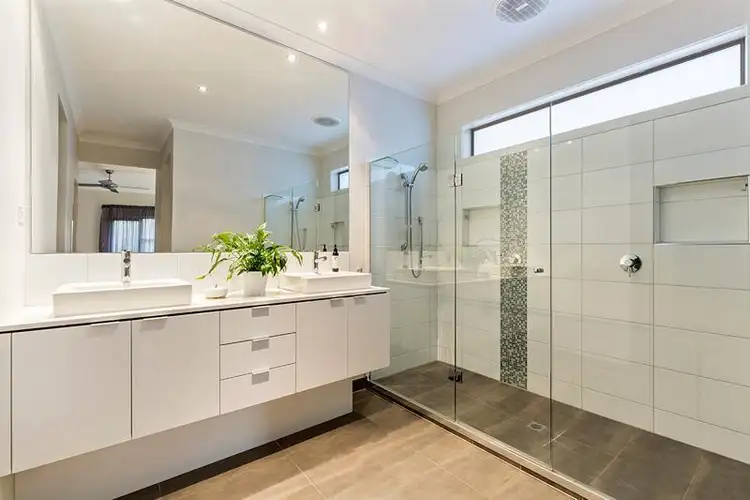 Fifth view of Homely house listing, 6 Glen Shian Lane, Mount Eliza VIC 3930