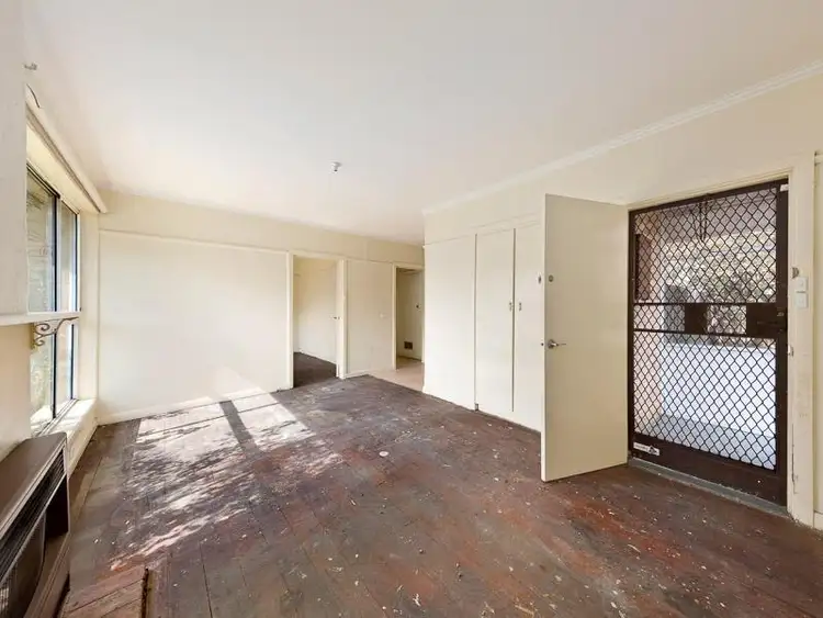 Sixth view of Homely house listing, 5 Pacific Drive, Heidelberg West VIC 3081