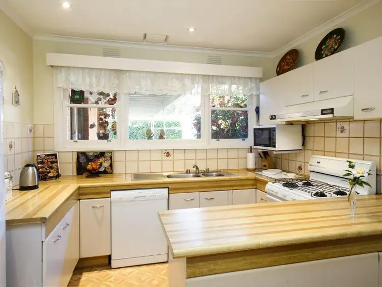 Fifth view of Homely house listing, 1 Linda Avenue, Box Hill North VIC 3129