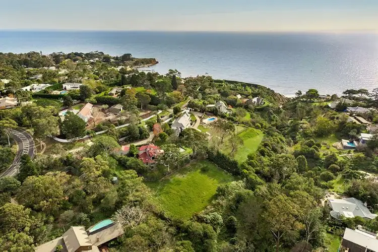 4 Marathon Drive, Mount Eliza VIC 3930