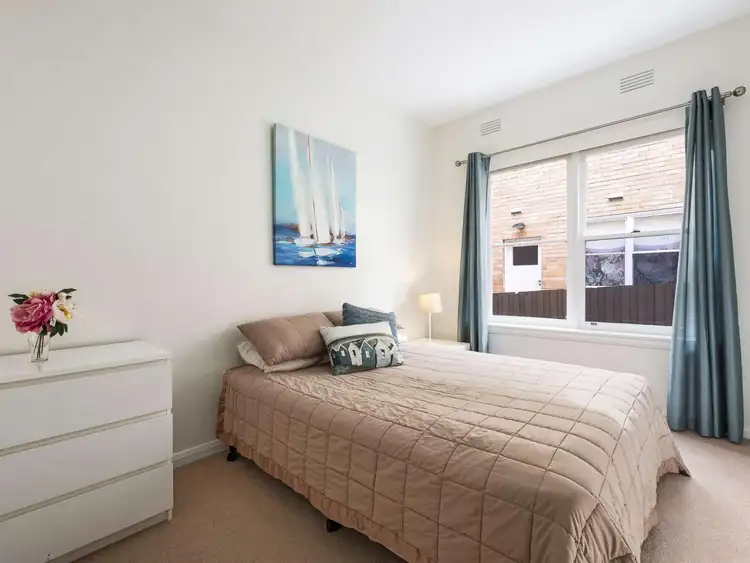 Fifth view of Homely apartment listing, 4/9A Fordholm Road, Hawthorn VIC 3122