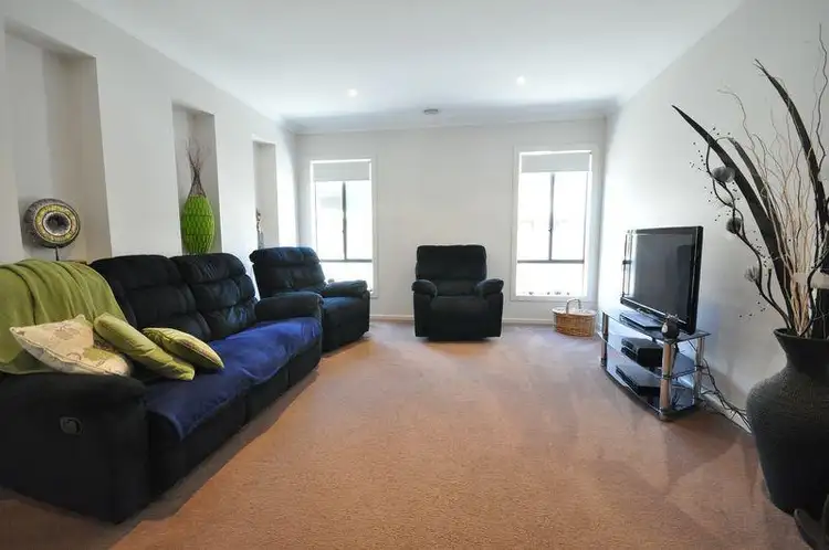 Fourth view of Homely house listing, 4 Kensington Drive, Warragul VIC 3820